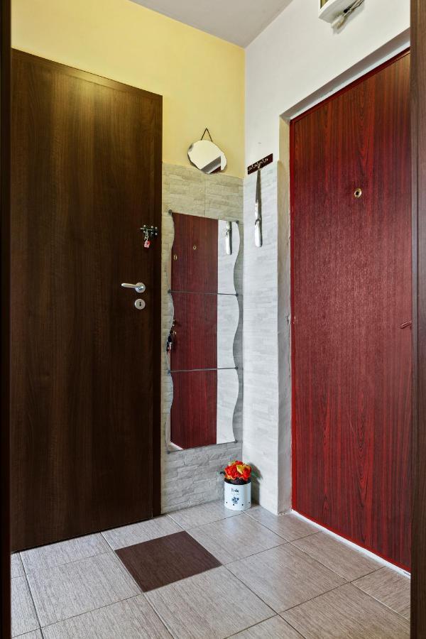 Welcoming Flat Iancului - Mega Mall National Arena Bucureşti Eksteriør bilde